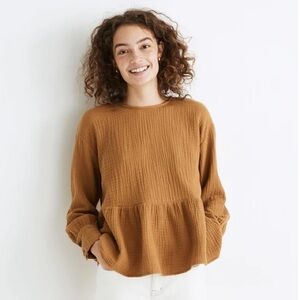 Madewell Lightspun Button-Back Peplum Top In Red Size Small Oversized Cotton
